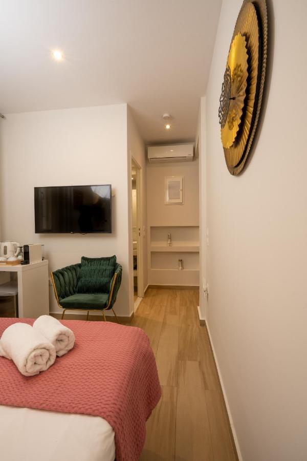 אתונה Dema Luxury Suites - Perikleous E1 מראה חיצוני תמונה